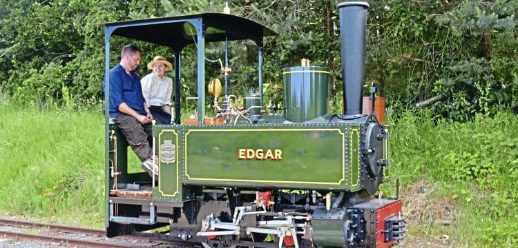 narrow gauge steam locomotive