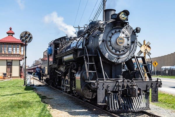 Railtrail Tours: Worldwide Experiences 2024/25